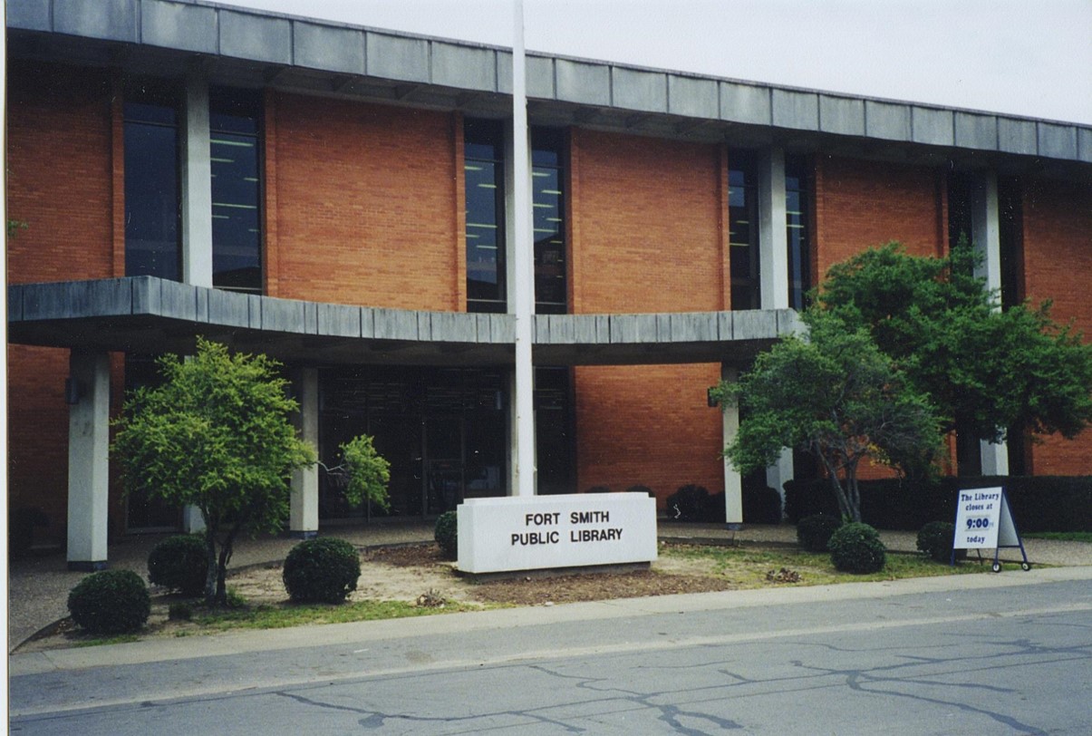 8th Street Building