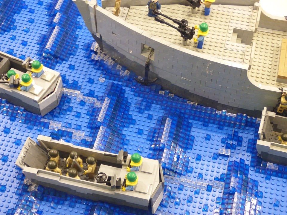 Lego boats