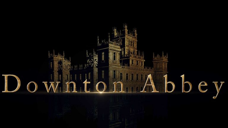 Downton Abbey spelled out in gold against a black background. Also in the background is the outline of the family's house in gold. 